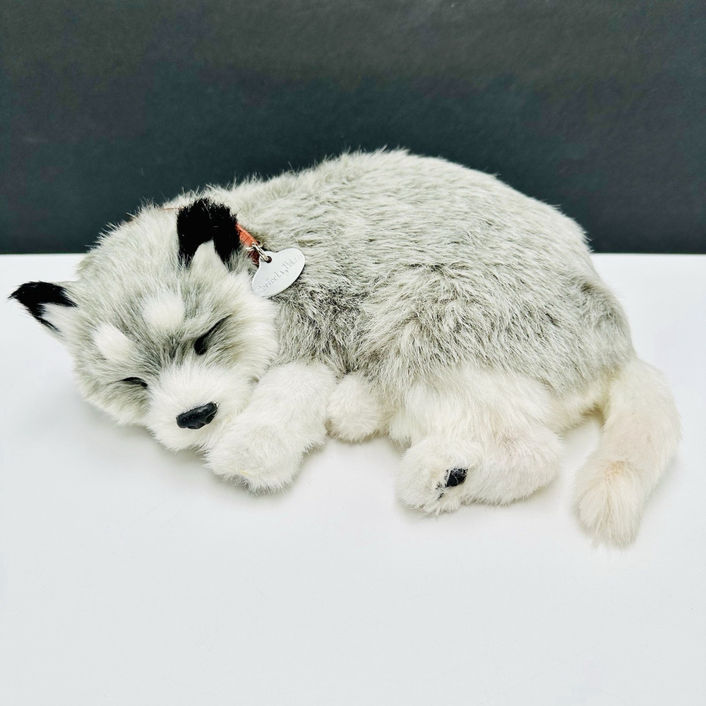 Perfect Petzzz Alaskan Husky Pet Sleeping Dog 9” Tested Working Realistic